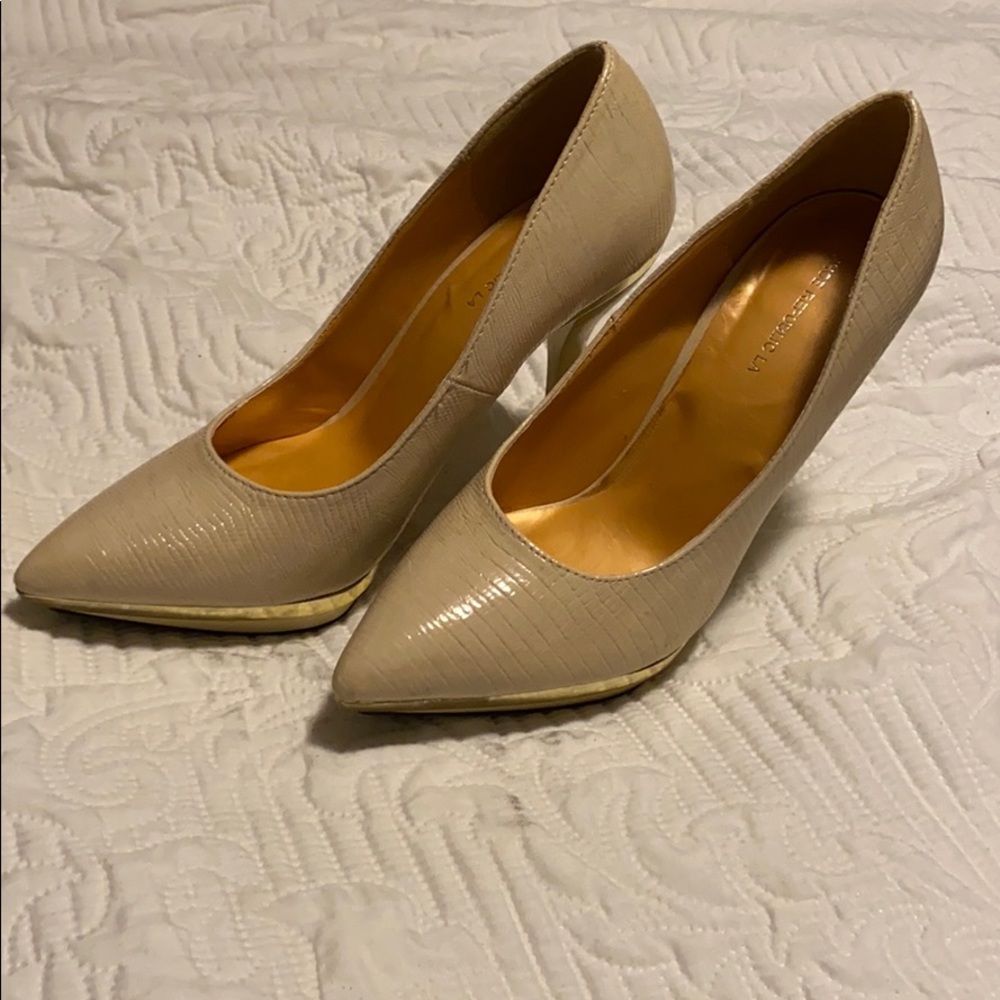 Beige Snake heels - Picture 3 of 3